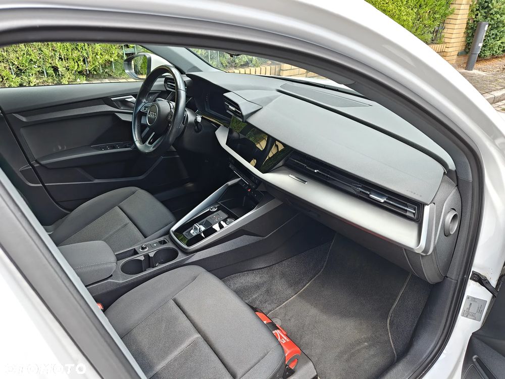 Audi A3 Sportback 35 TFSI mHEV S tronic - 27