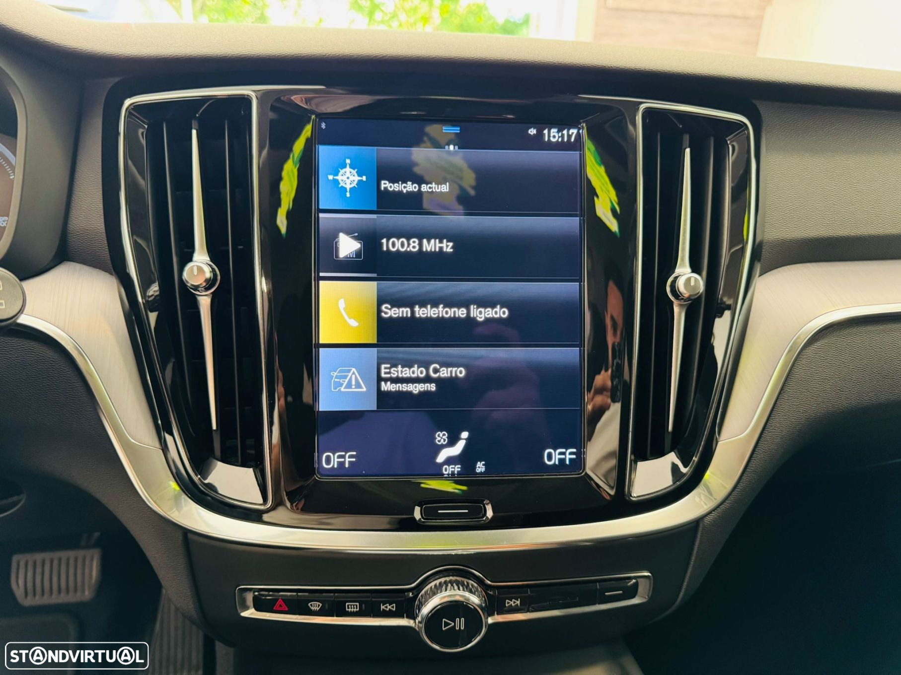 Volvo V60 2.0 B4 Momentum Core Geartronic - 13