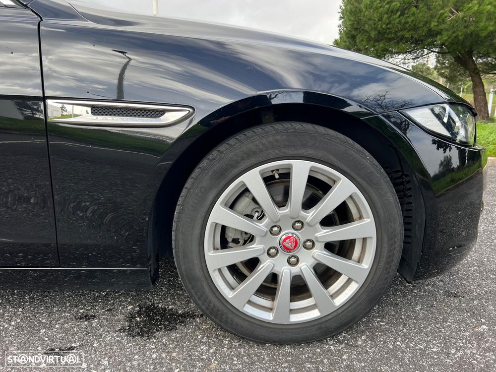 Jaguar XE 2.0 D Prestige AWD Aut. - 10