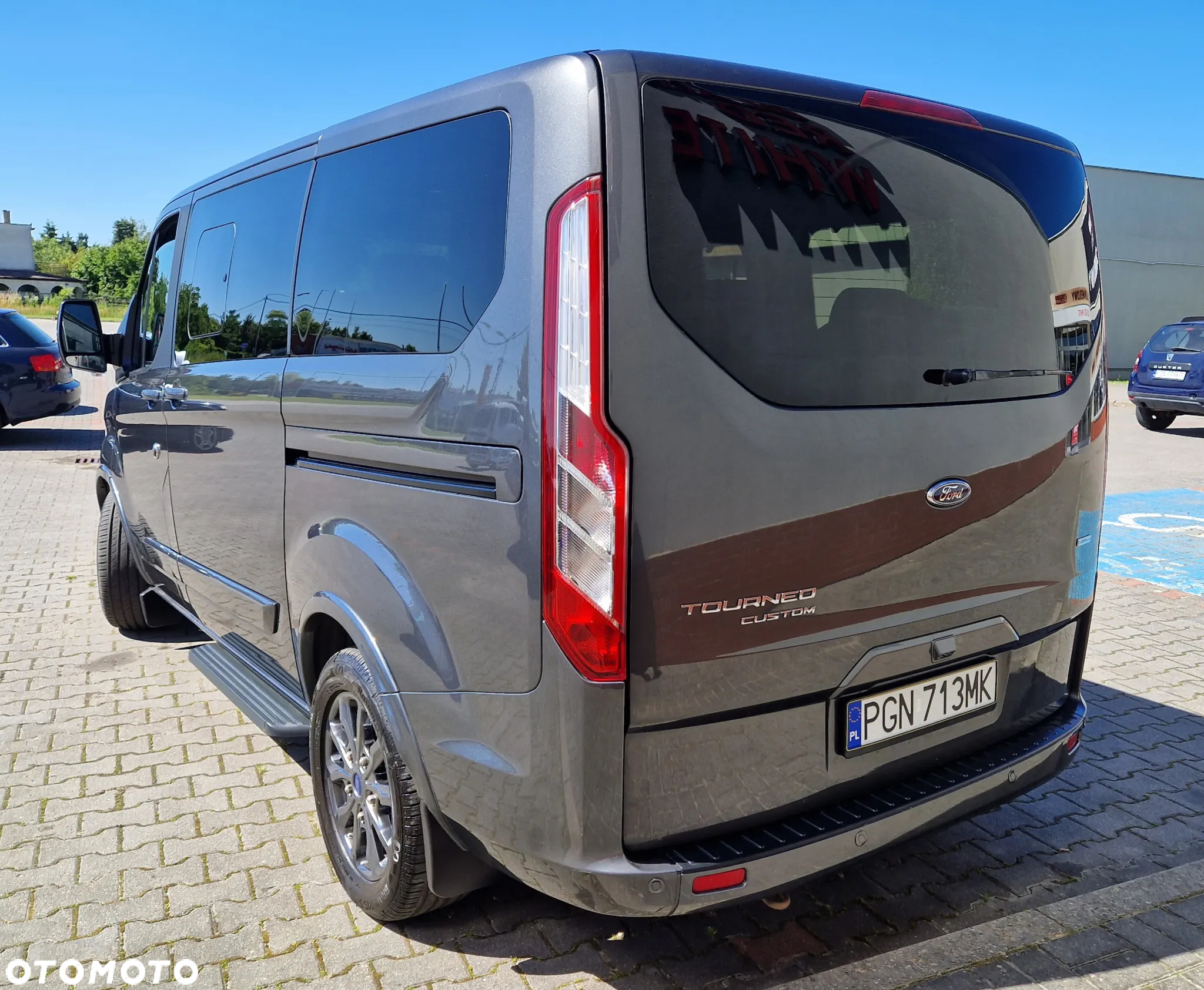 Ford Tourneo Custom 2.0 EcoBlue L1 Titanium SelectShift - 10