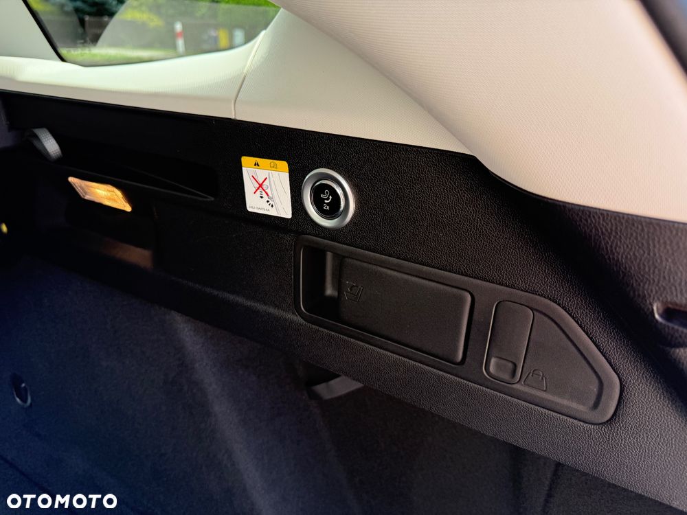 Ford Focus 1.5 EcoBlue STart-Stopp-System TITANIUM X - 32