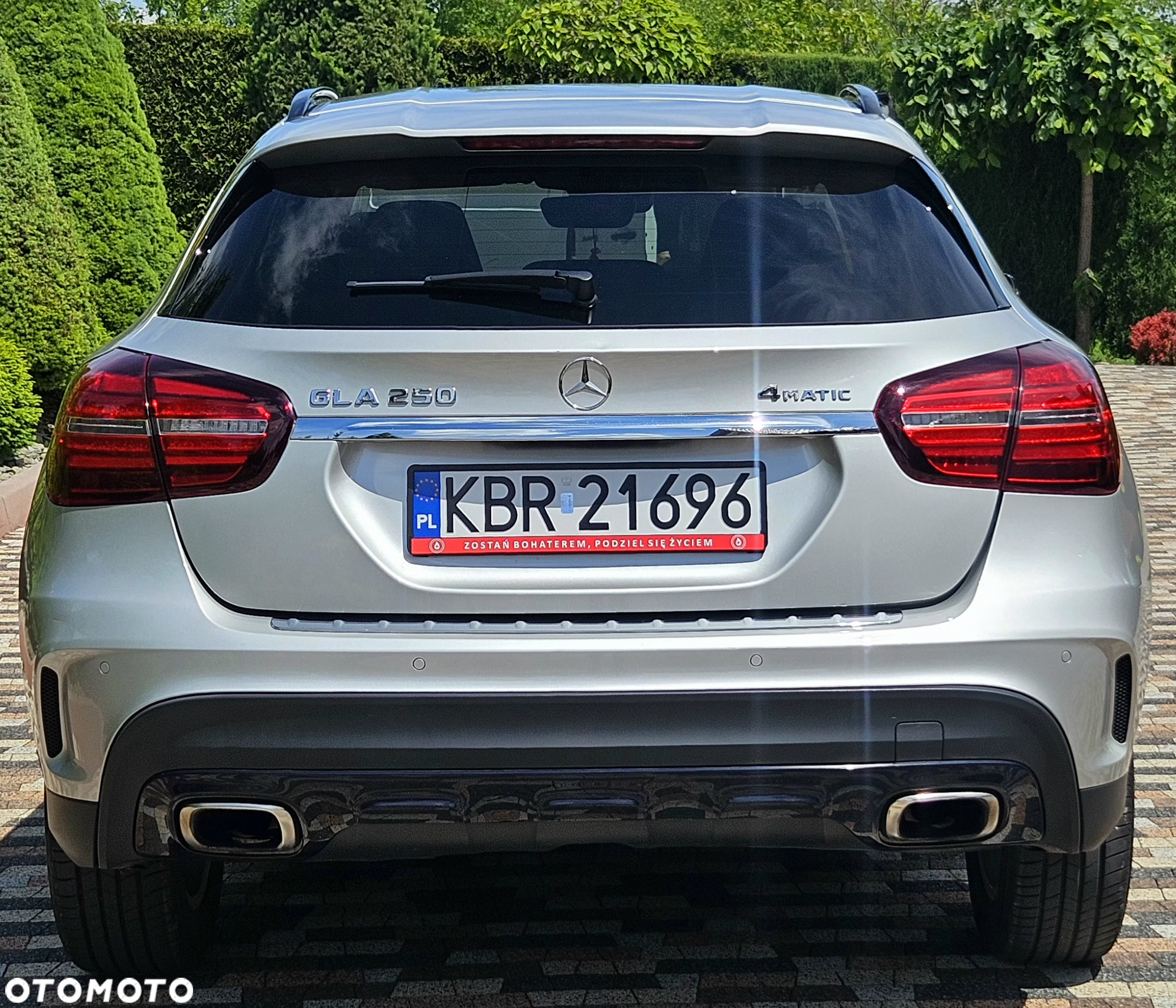 Mercedes-Benz GLA 250 4-Matic - 11