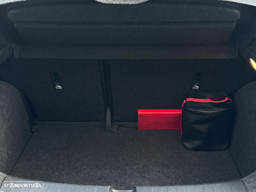 Nissan Micra 0.9 IG-T Tekna Dark Sound S/S - 24