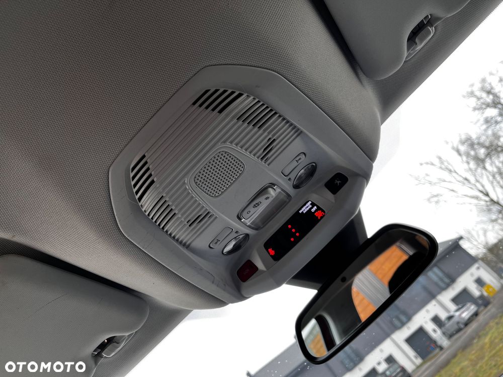Peugeot 3008 PureTech 130 Stop & Start GPF EAT8 Active Pack - 39