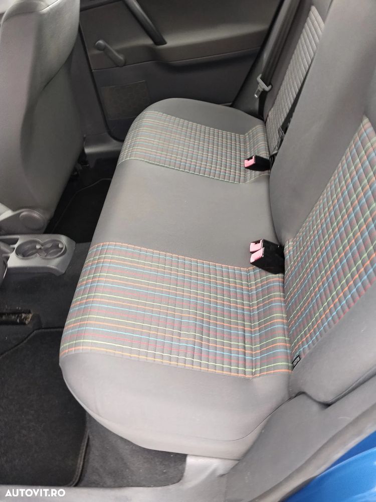 Volkswagen Polo 1.2 Attractive - 9