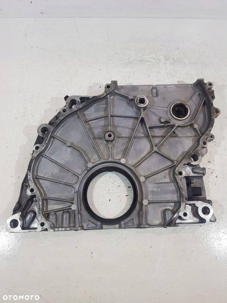 OBUDOWA ROZRZĄDU 8576353 BMW F30 F31 F10 F11 X3 2.0D B47D20A - 2