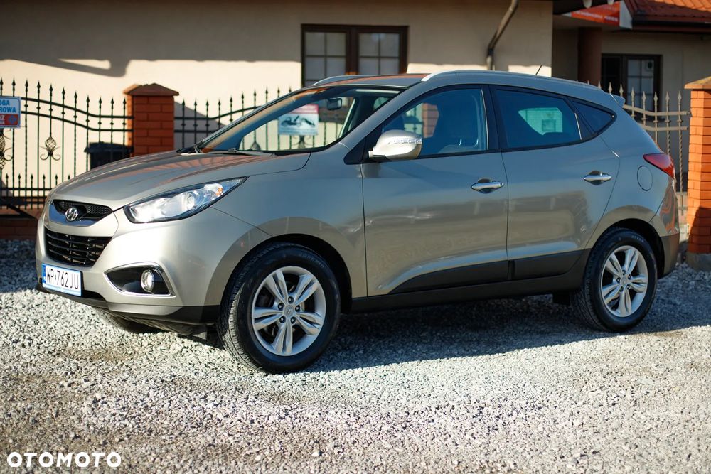 Hyundai ix35 1.7 CRDi 2WD blue Finale Silver - 19