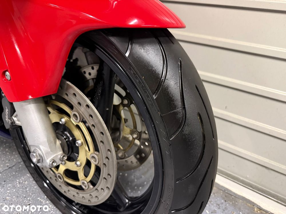 Honda CBR - 6