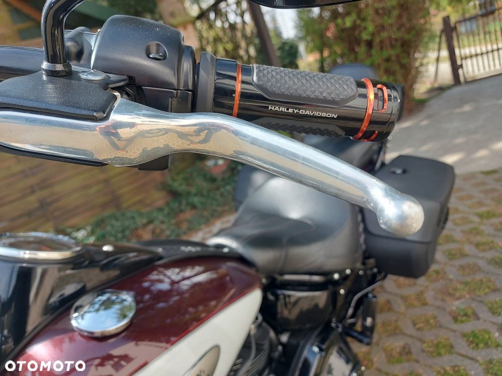 Harley-Davidson Softail Heritage Classic - 16