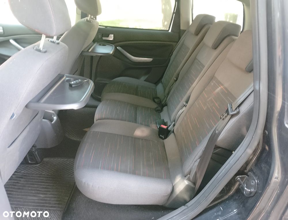 Ford C-MAX 1.8 Titanium - 14