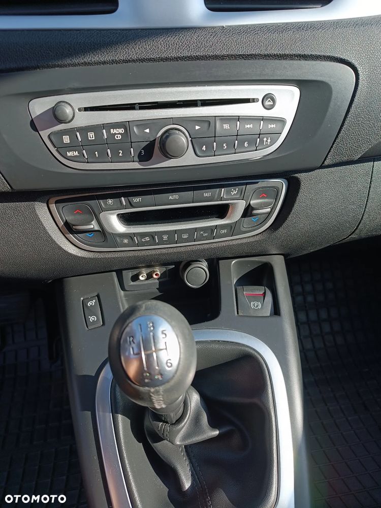Renault Scenic - 12