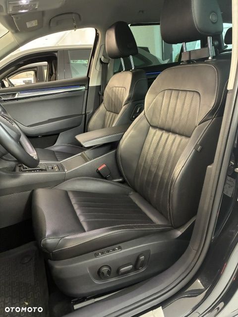 Skoda Superb 2.0 TDI Style DSG7 - 8