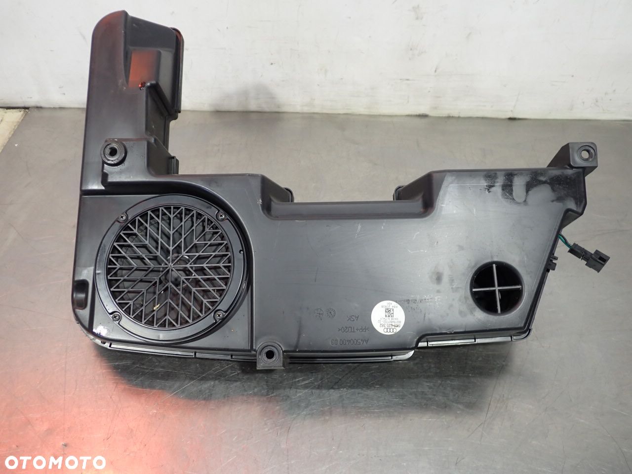 SUBWOOFER AUDI A4 B8 8K9035382 - 1