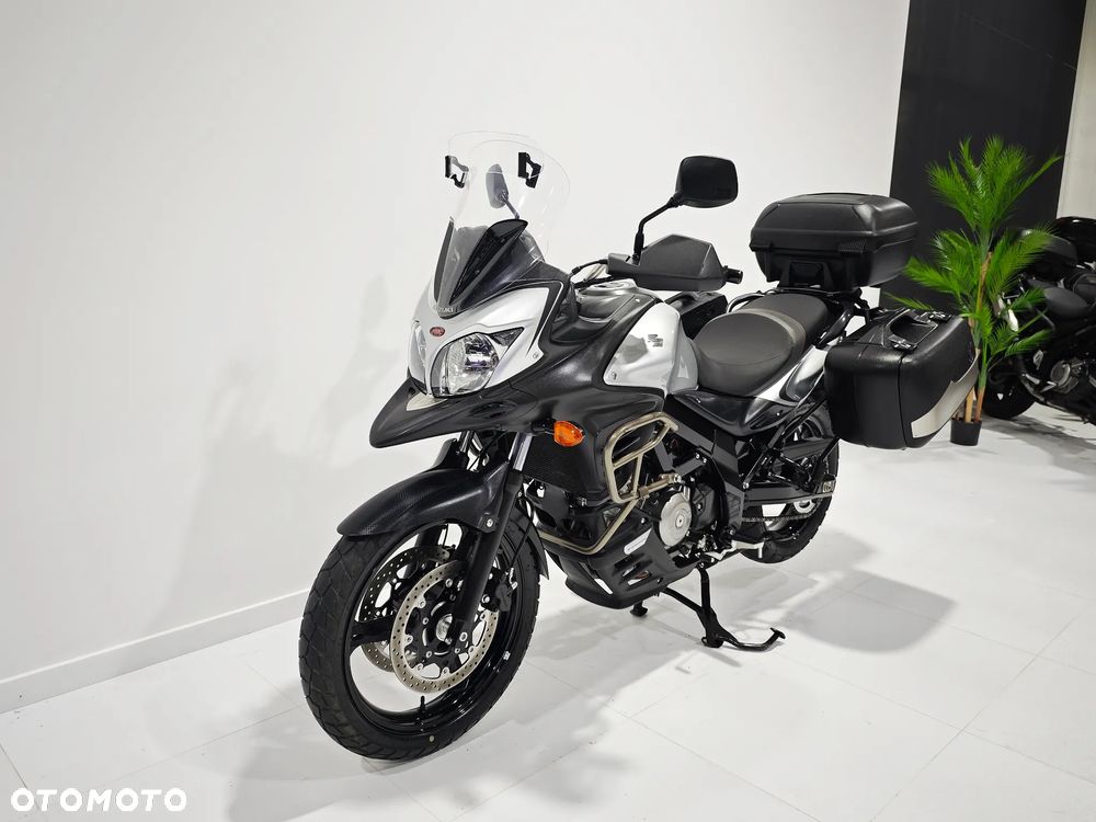 Suzuki V-STROM - 11