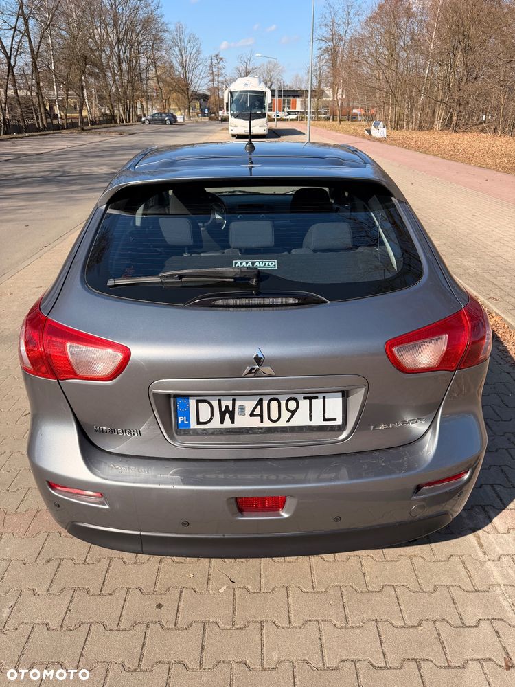 Mitsubishi Lancer 1.6 Inform - 6