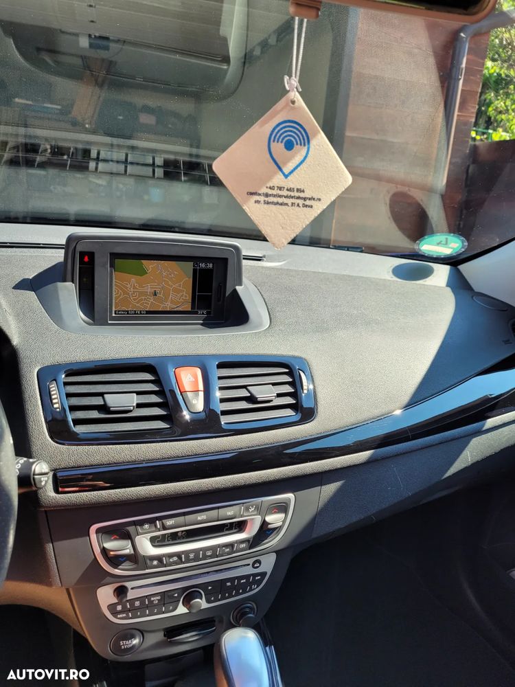 Renault Megane dCi 110 FAP EDC BOSE Edition - 9