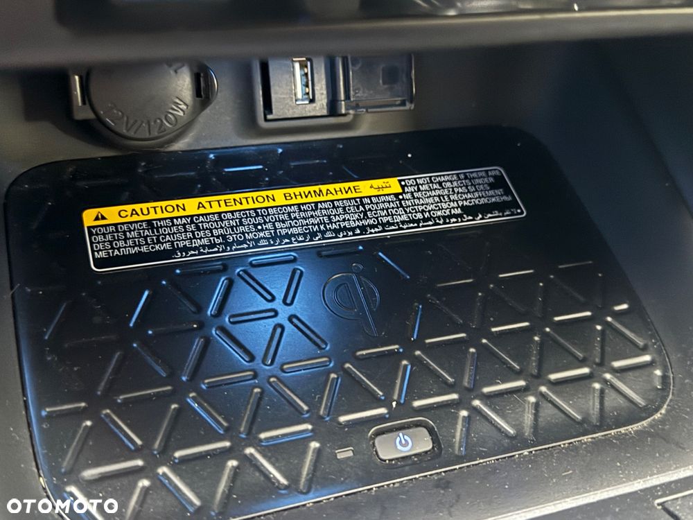 Toyota RAV4 2.5 Hybrid Executive 4x2 - 24