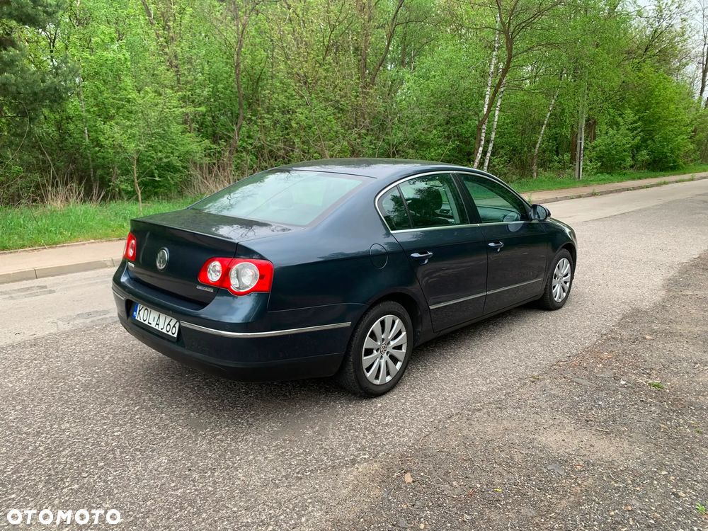 Volkswagen Passat 1.9 TDI DPF BlueMotion - 7