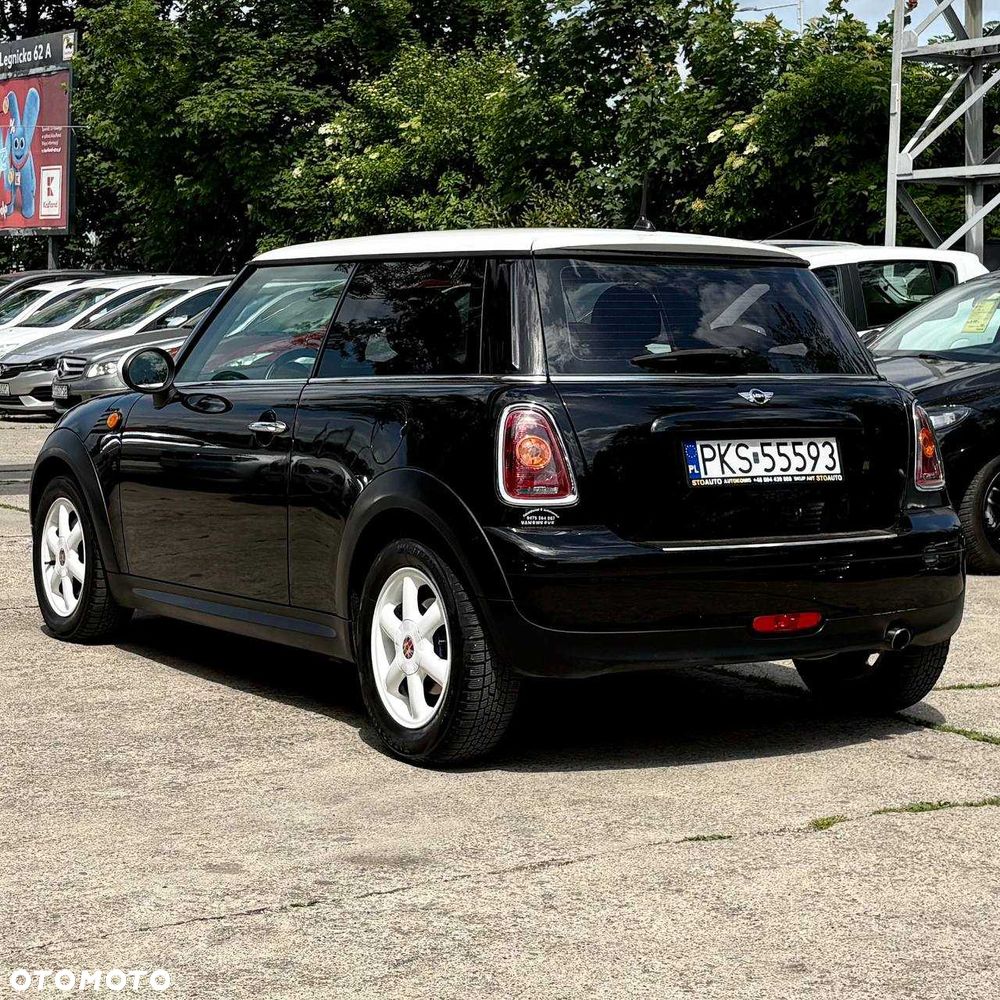 MINI ONE - 4