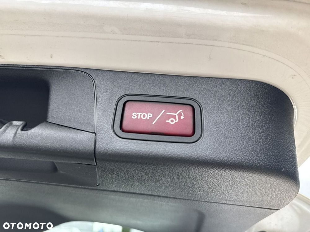 Mercedes-Benz EQB 250 66.5kWh Progressive - 17