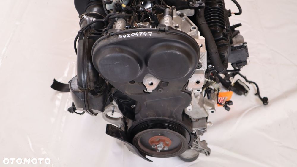 VOLVO XC40 2.0 T4 SILNIK B4204T47 - 6