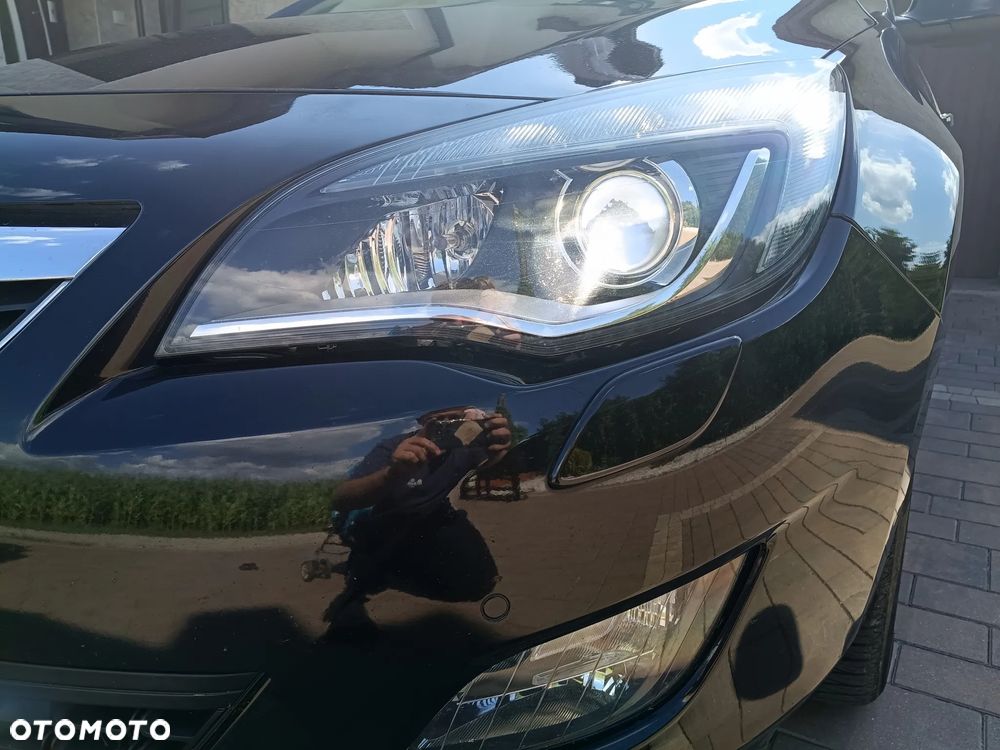 Opel Astra 1.4 T Cosmo S&S - 11