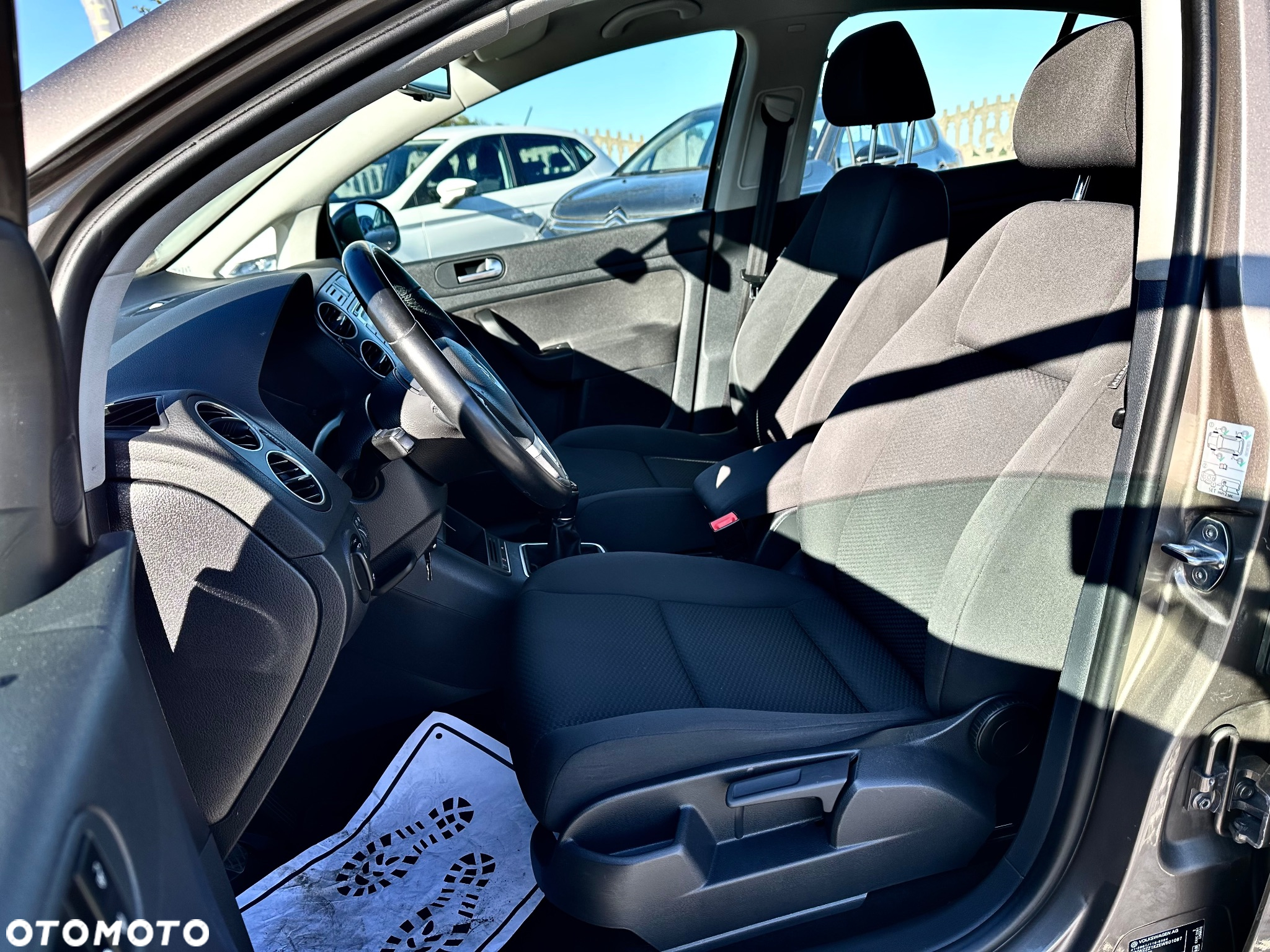 Volkswagen Golf Plus 1.6 TDI Comfortline - 12