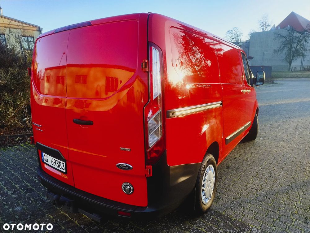Ford TRANSIT CUSTOM - 3