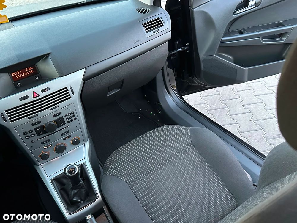 Opel Astra 1.4 - 23