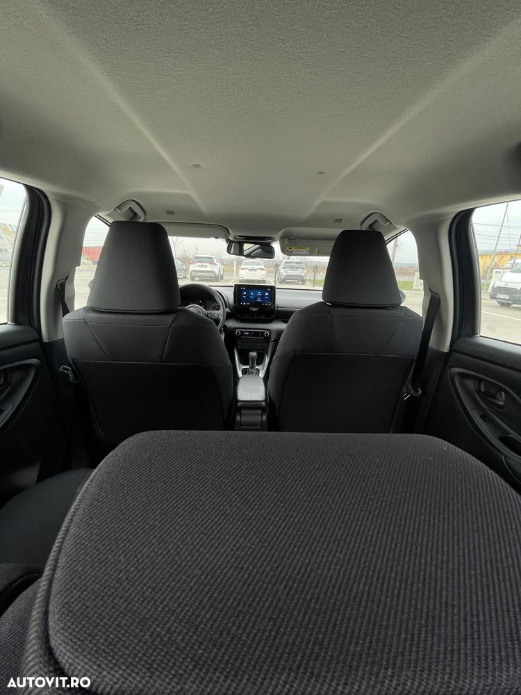 Toyota Yaris 1.5 VVT-i HSD Eco - 19