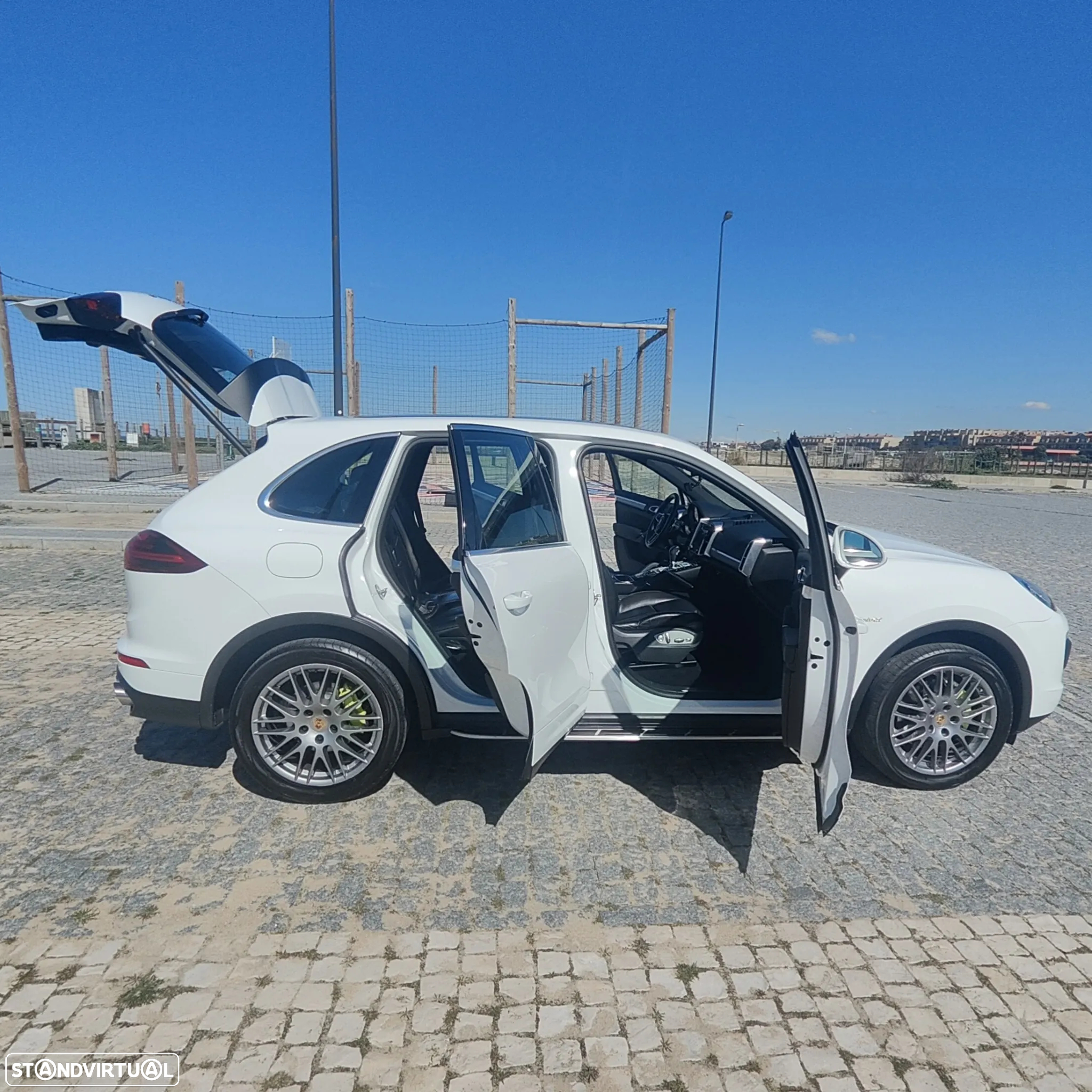 Porsche Cayenne - 6