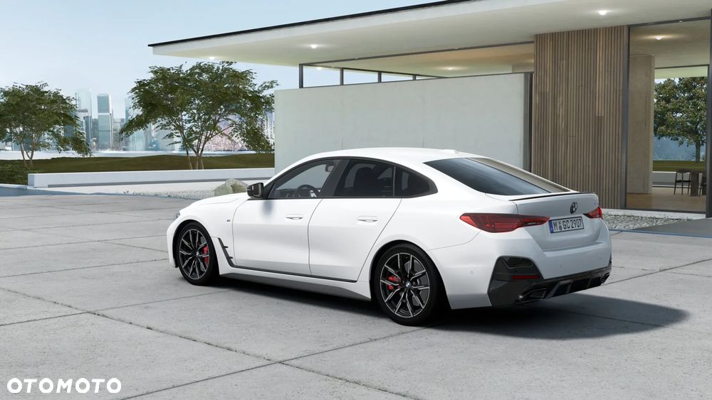 BMW Seria 4 M440i xDrive mHEV - 2