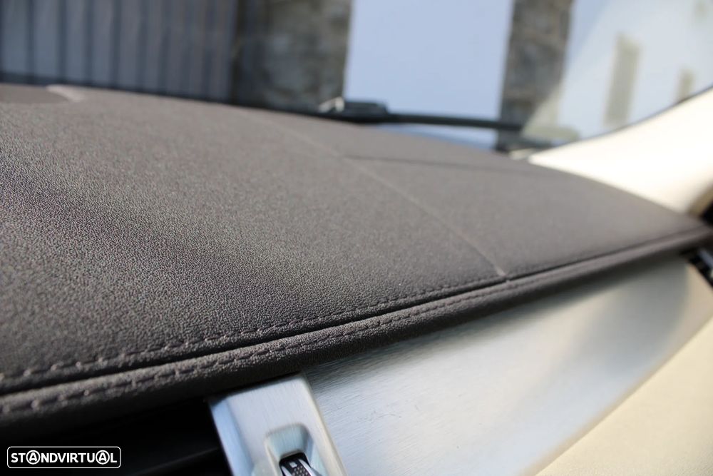 Land Rover Range Rover Evoque SD4 Prestige - 25