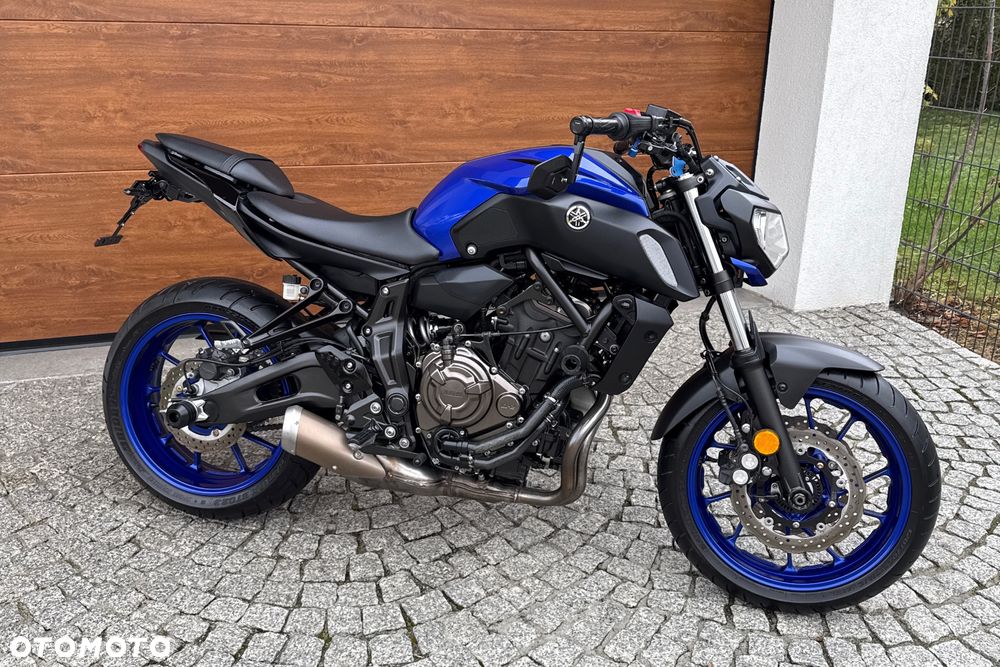 Yamaha MT - 2