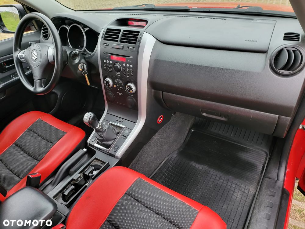 Suzuki Grand Vitara 1.6 Comfort - 21