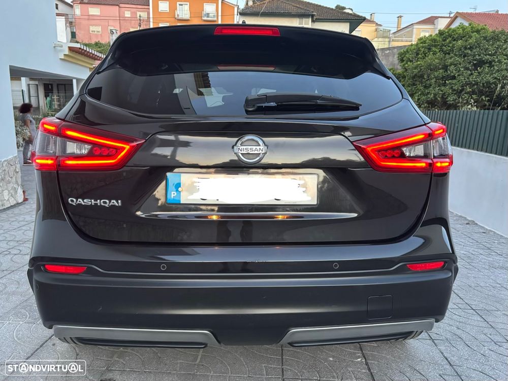 Nissan Qashqai 1.3 DIG-T N-Connecta J18 - 33