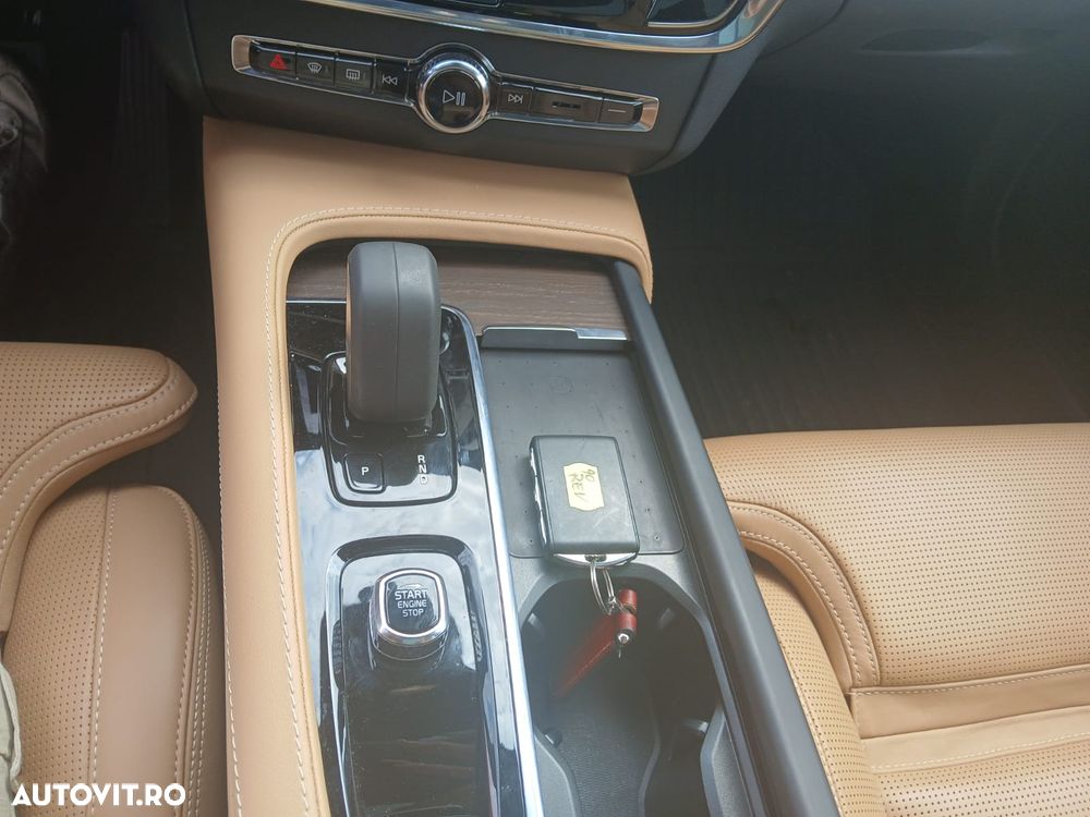 Volvo V90 T5 Momentum - 22
