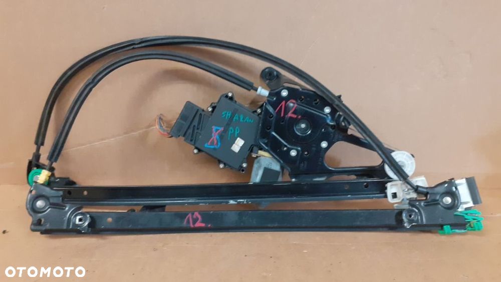 #PODNOŚNIK SZYBY PRAWY PRZÓD VW SHARAN nr 05075500 / TR37M0959802A