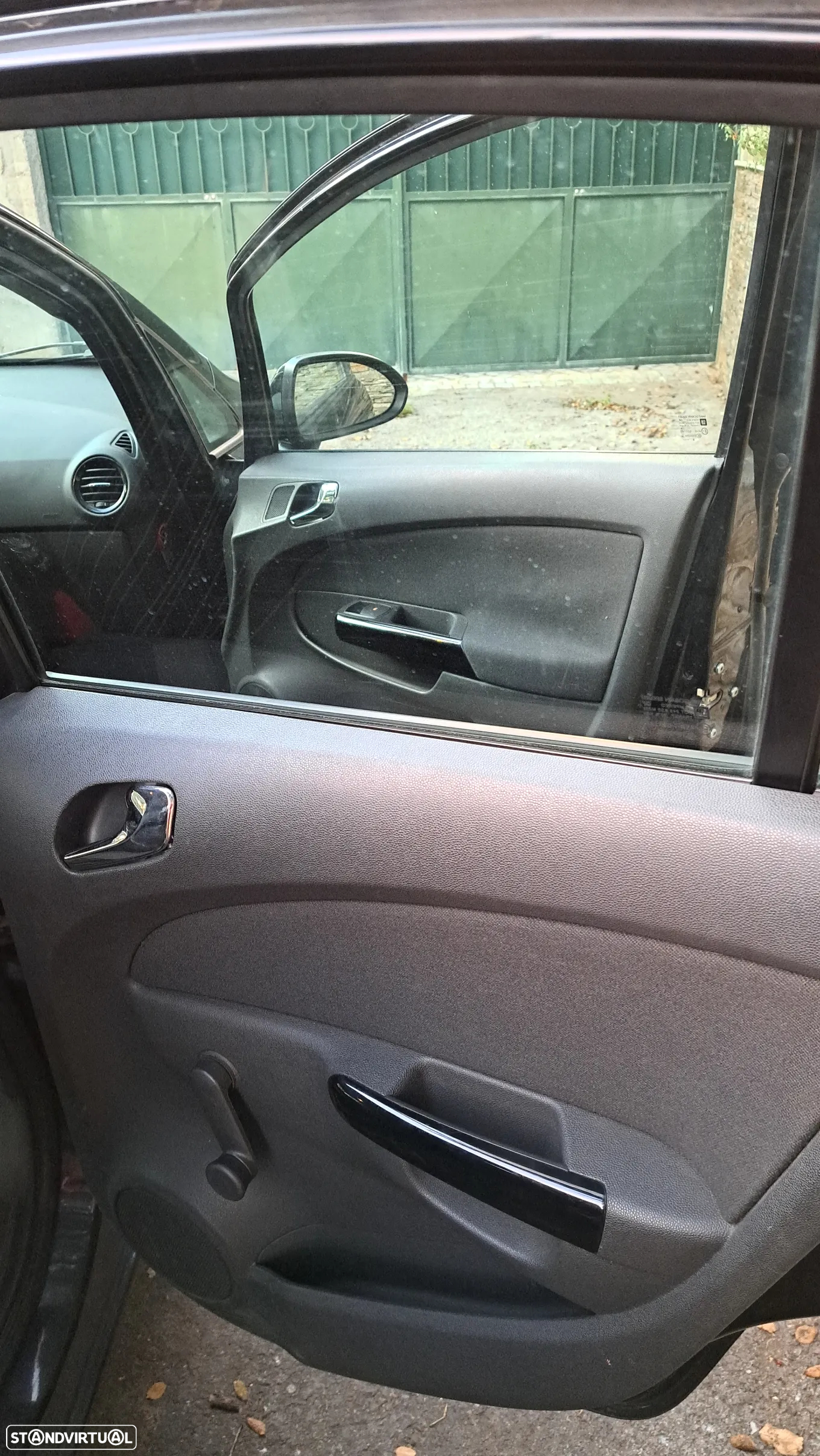 Opel Corsa 1.3 CDTi Enjoy EcoFLEX - 10