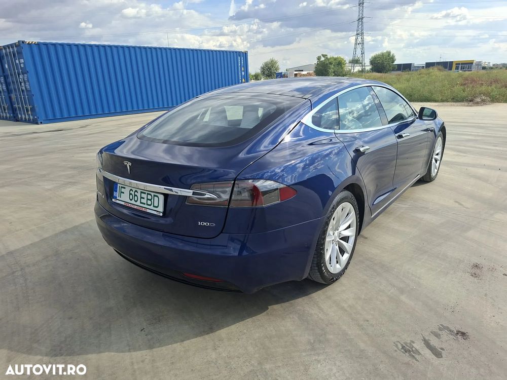Tesla Model S ver-awd - 2