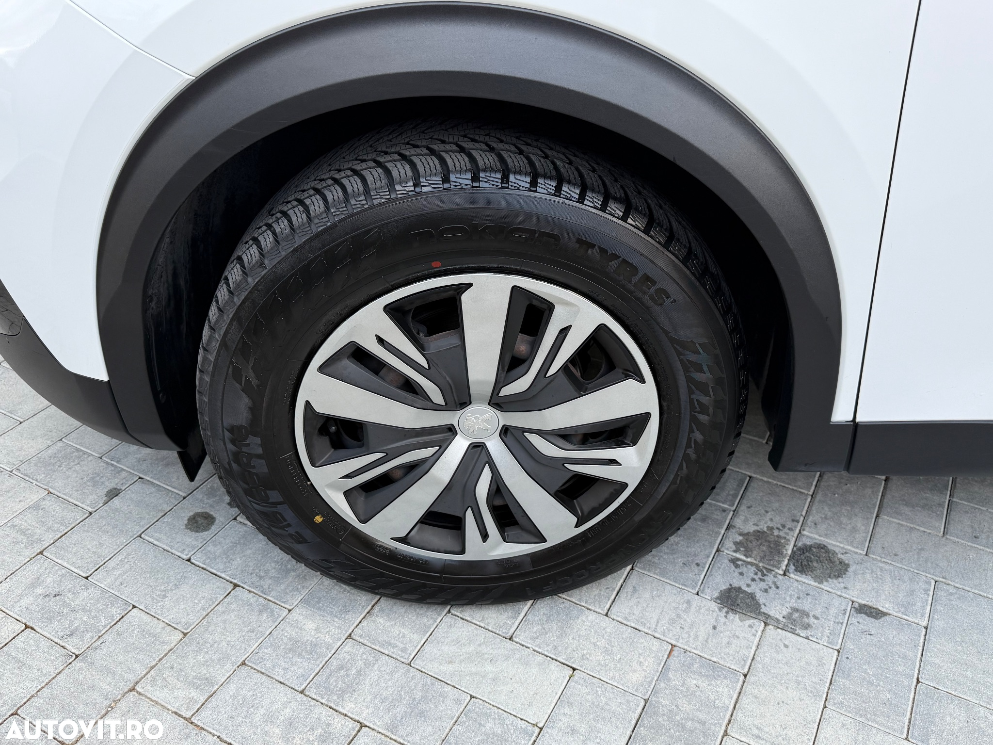 Peugeot 2008 1.5 BlueHDI FAP Active - 13