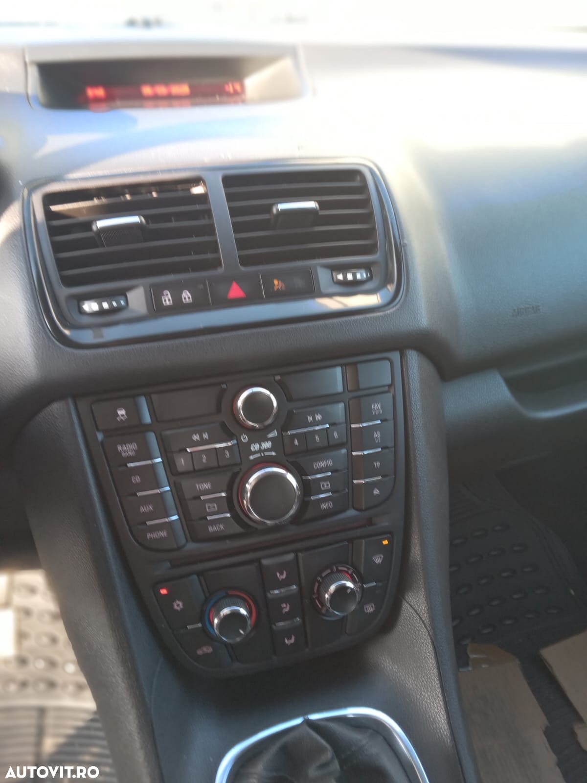 Opel Meriva 1.7 CDTI Cosmo - 4