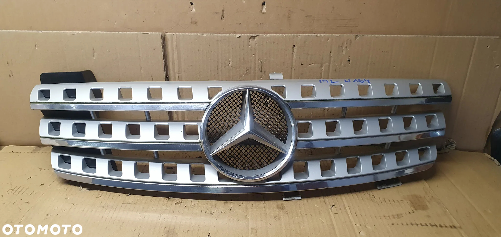 Grill atrapa zderzaka Mercedes ML W164 A1648880123 A1648800685 - 5