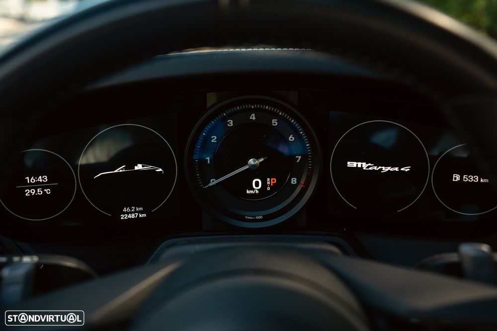 Porsche 911 (992) - 34