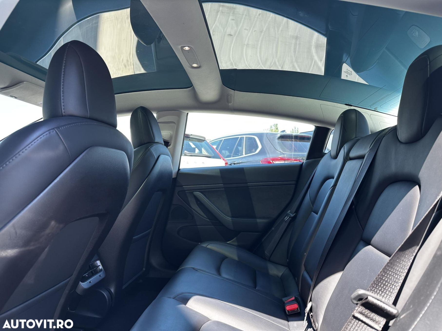 Tesla Model 3 Performance - 31