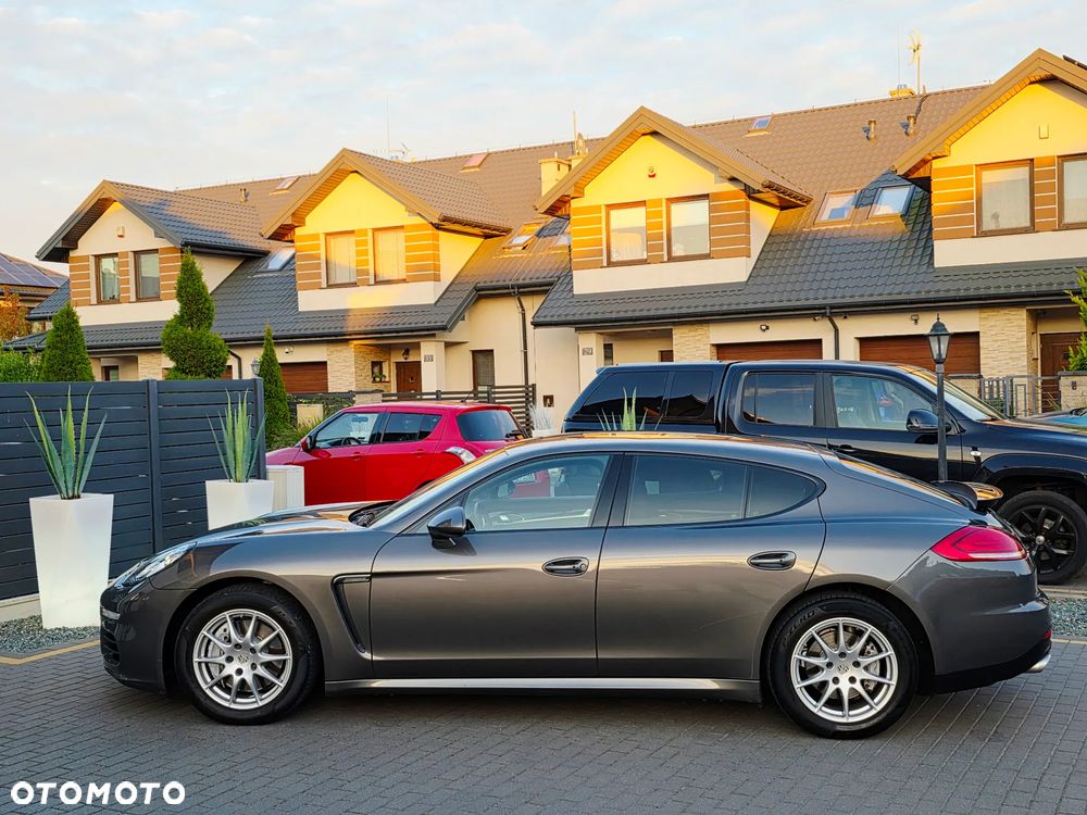 Porsche Panamera Diesel - 12