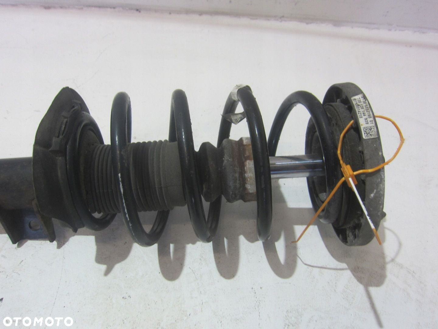 BMW X3 F25 X4 F26 AMORTYZATOR LEWY PRZEDNI PRZÓD 3.0D 3.5i N55 N57 6796409 - 2