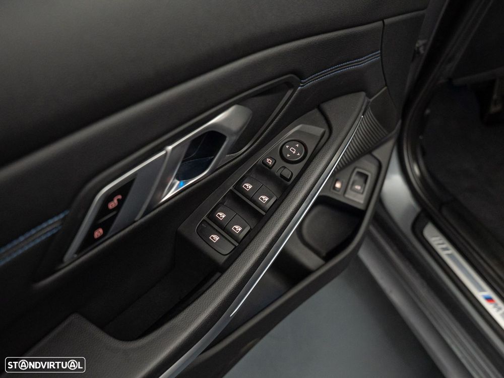 BMW 330 e Pack M Auto - 21