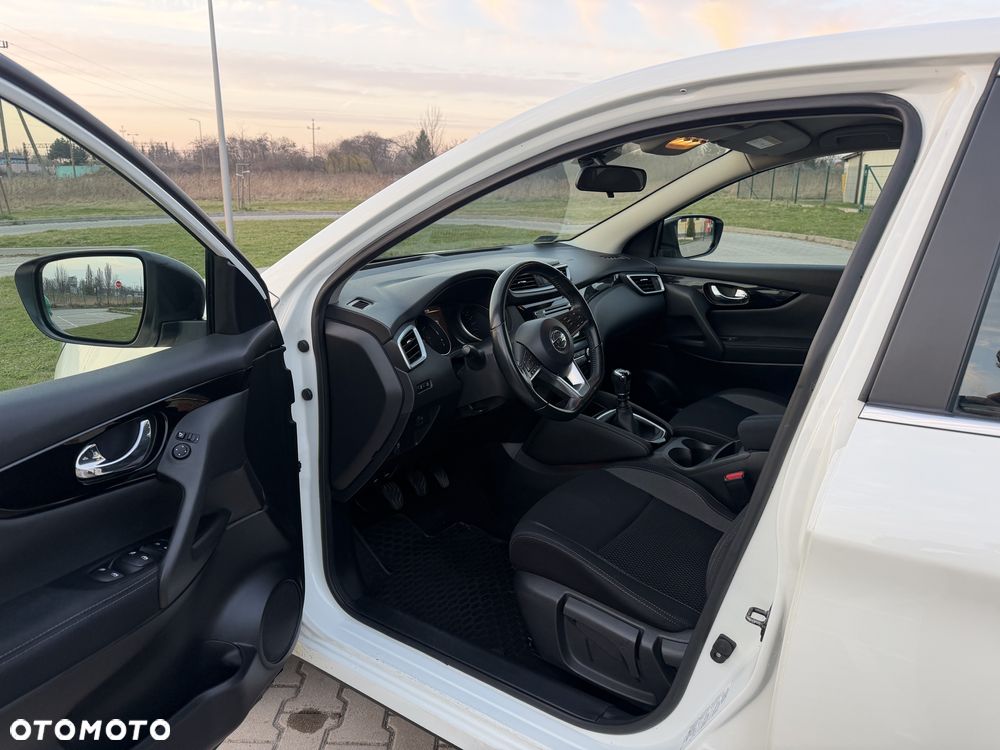 Nissan Qashqai 1.2 DIG-T Visia EU6 - 4