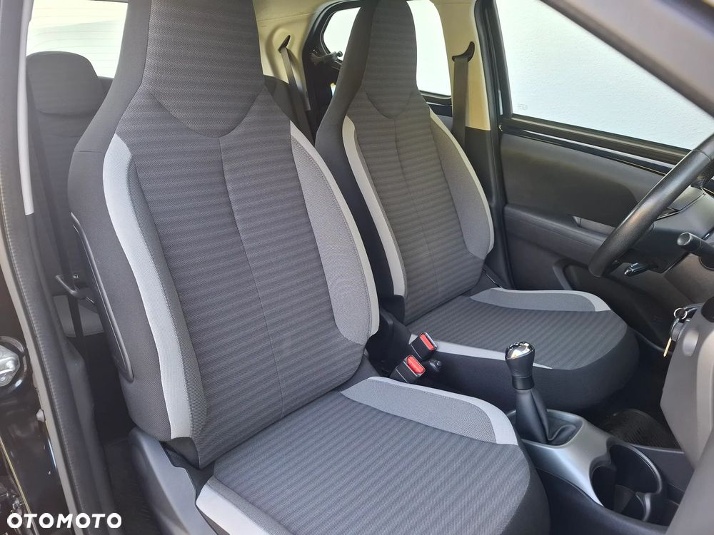 Toyota Aygo 1.0 VVT-i Black Edition - 37